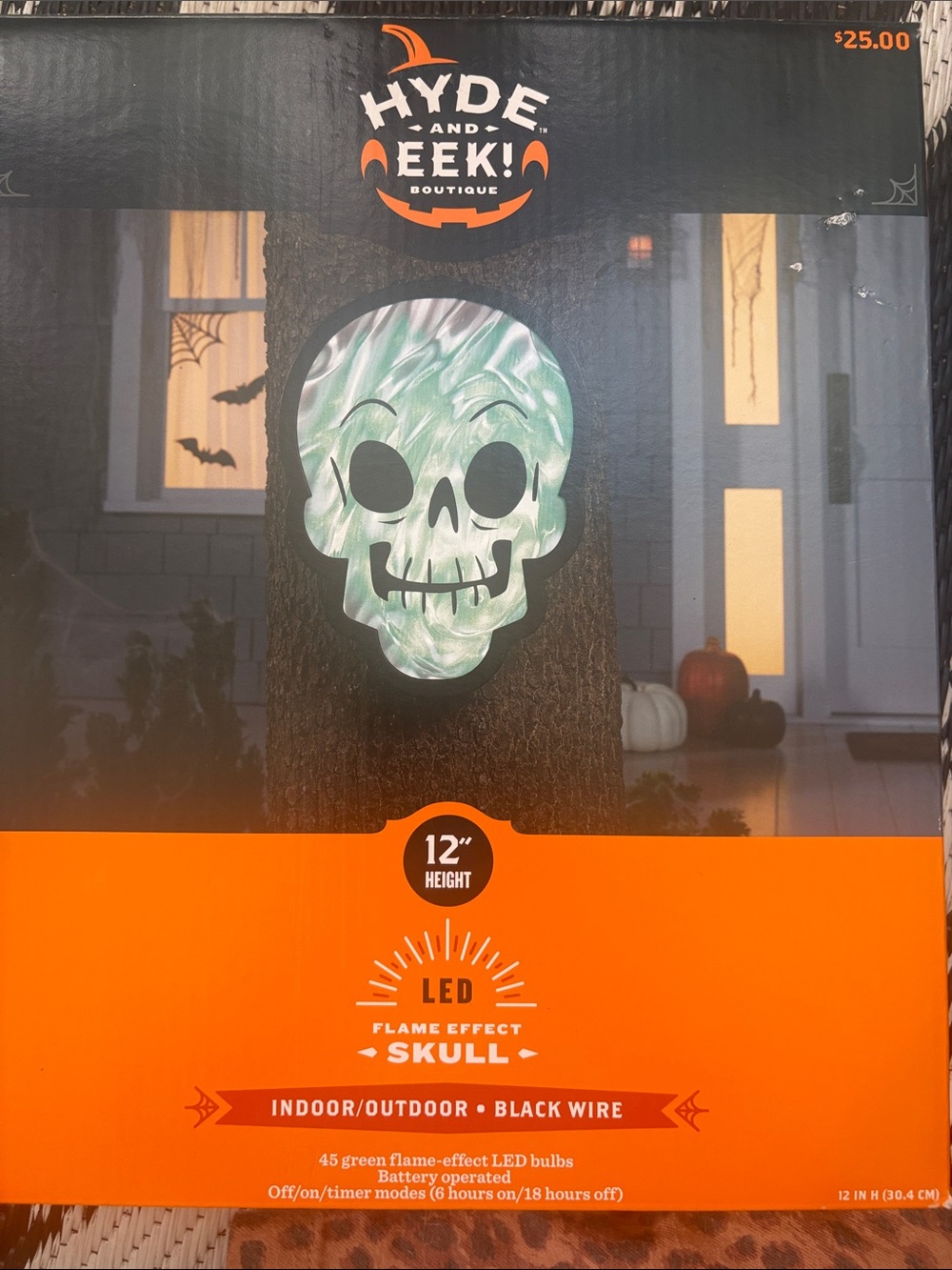 Hyde and Eek! Green LED Flame-Effect Skull - 12"